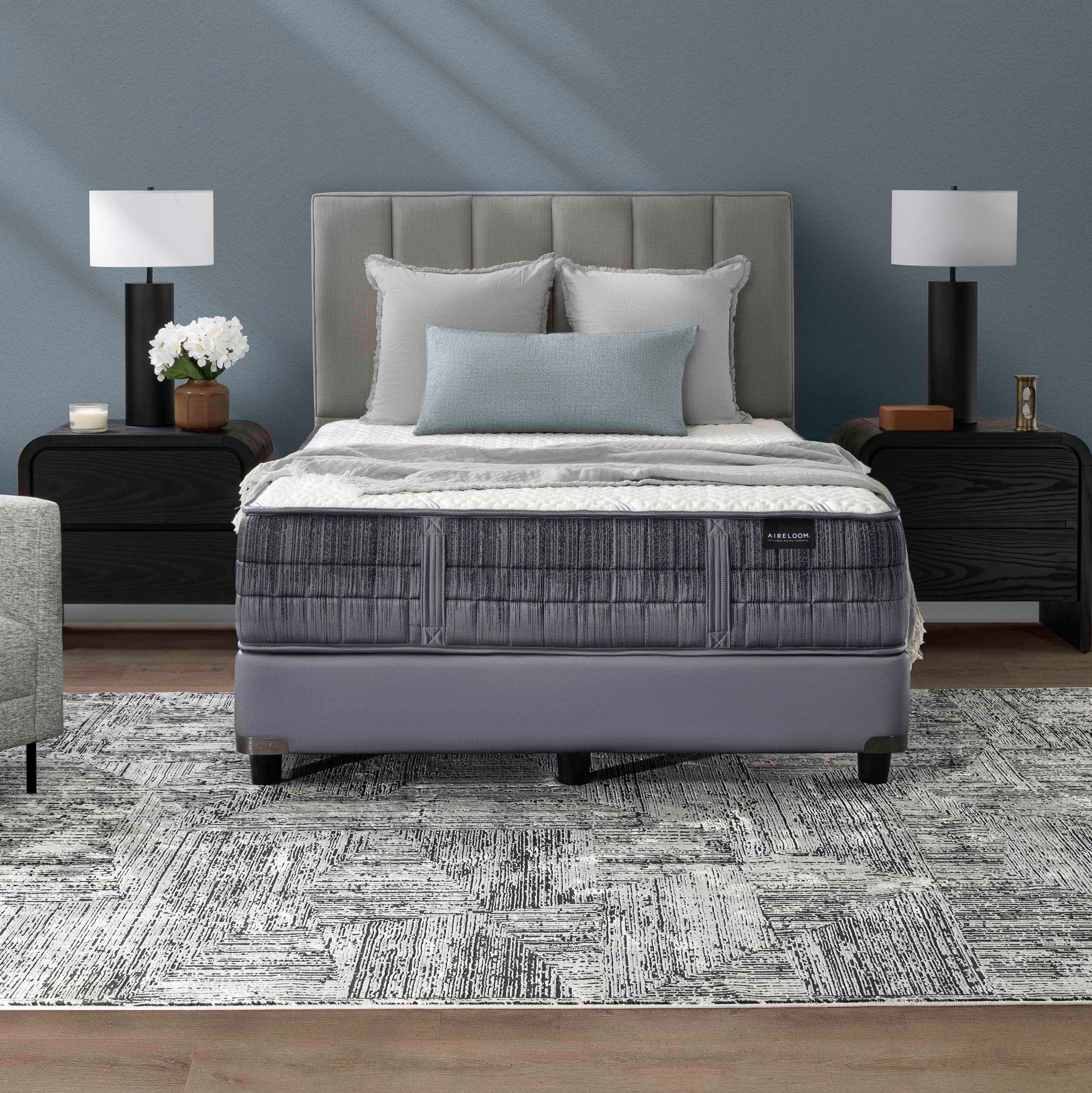 Queen mattress clearance discount